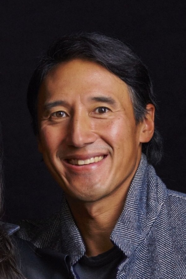 Jimmy Chin's headshot