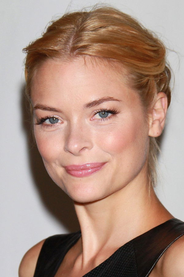 Jaime King's headshot