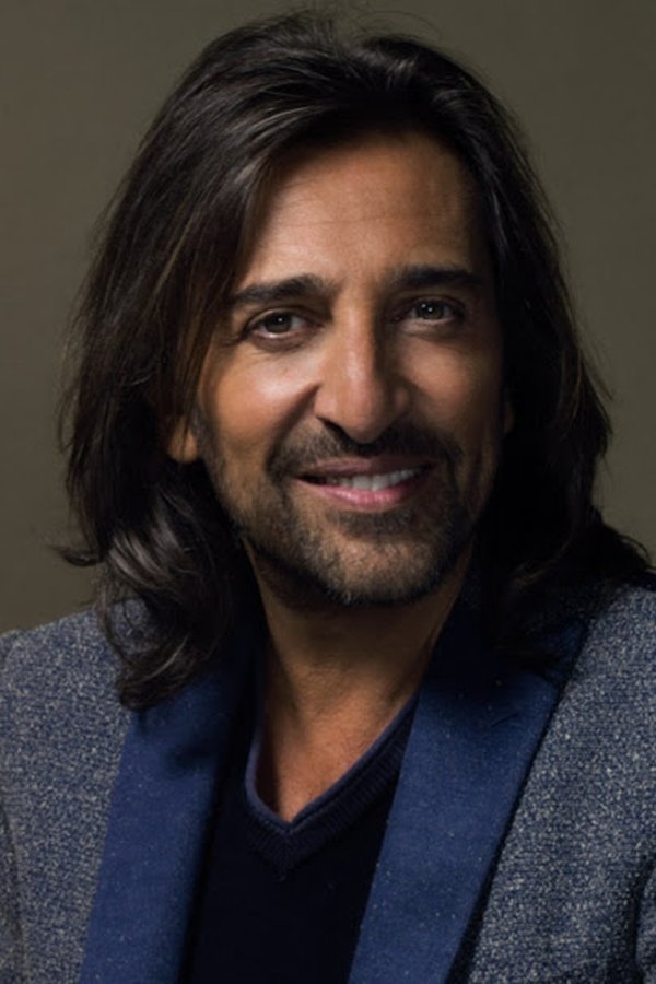 Antonio Carmona's headshot