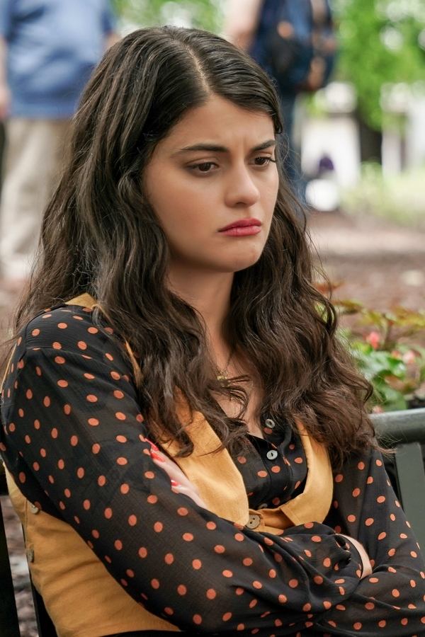Single Drunk Female – S01E07 – Un passo che non c’è