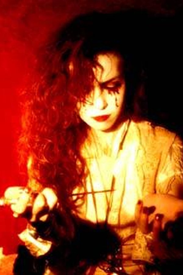 Gille Loves – Theatre of Vampire