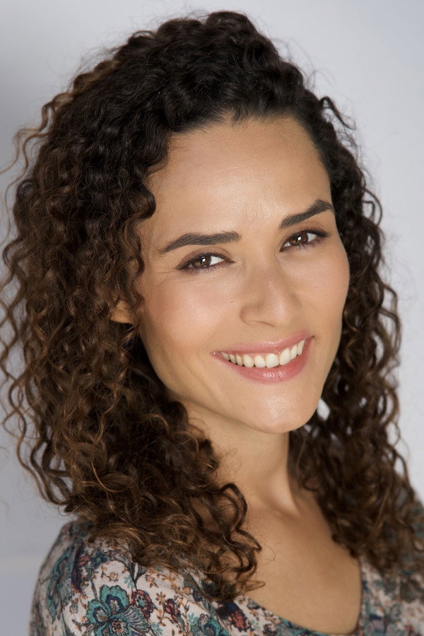 Stephanie Nogueras's headshot