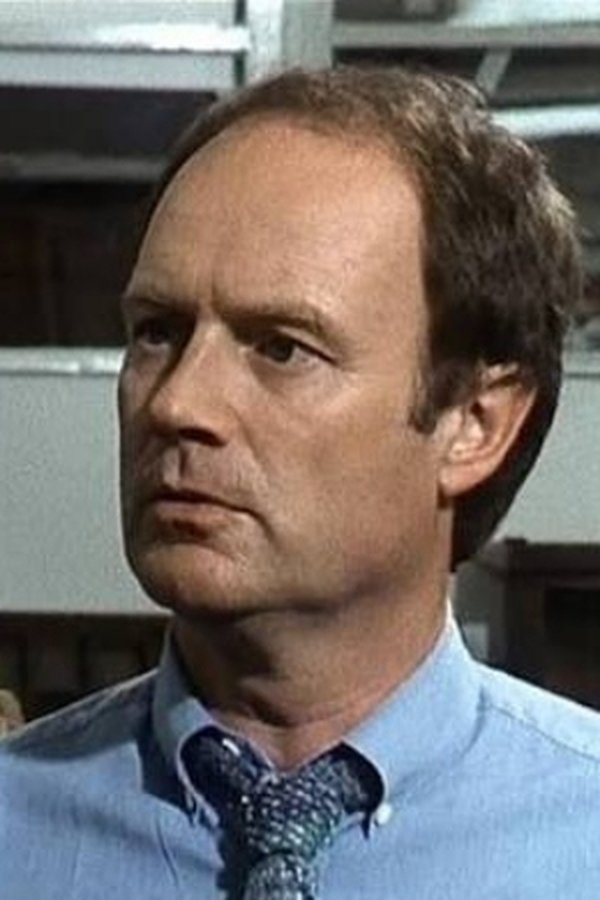 Til Erwig's headshot