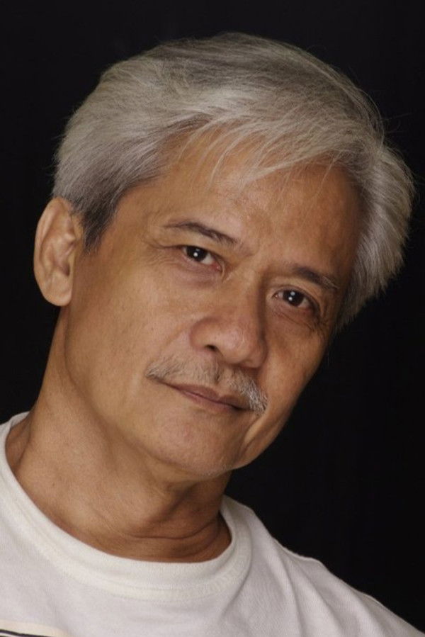 Pen Medina's headshot