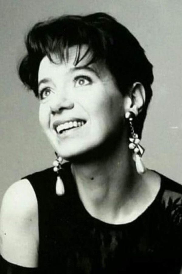 Barbara Dziekan's headshot