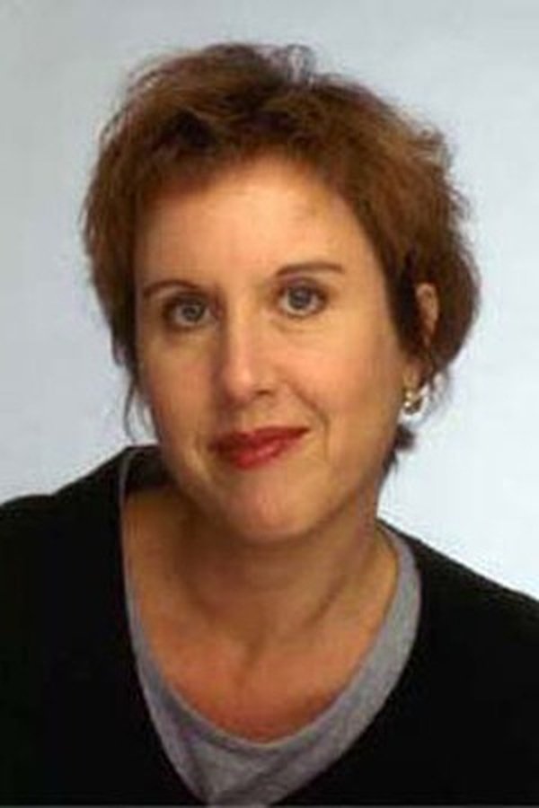 Robin Gurland's headshot