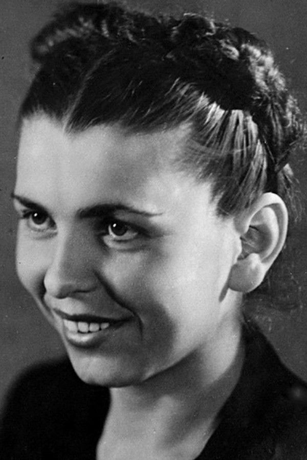 Violeta Manushi's headshot