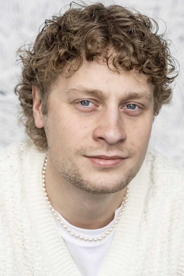 Antoine Olivier Pilon's headshot