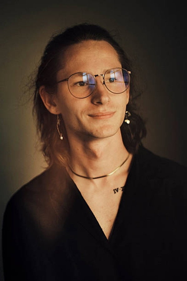 Edik Beddoes's headshot