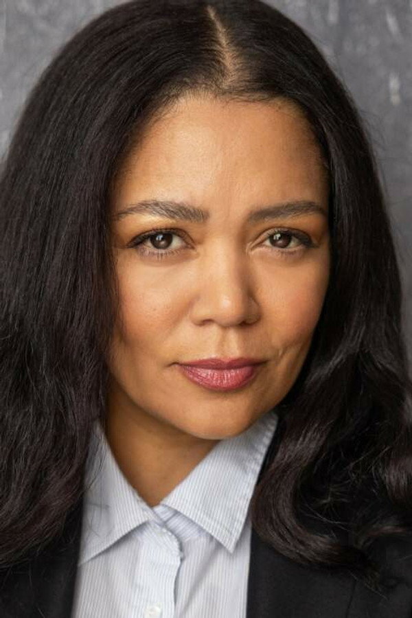 Jane Benney's headshot