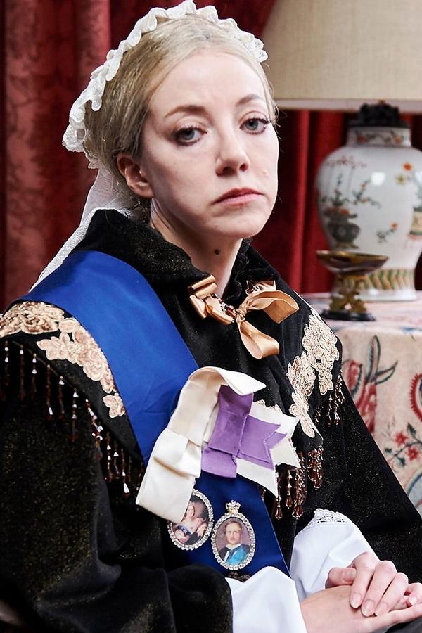 Cunk on… – S01E03 – Episodio 3