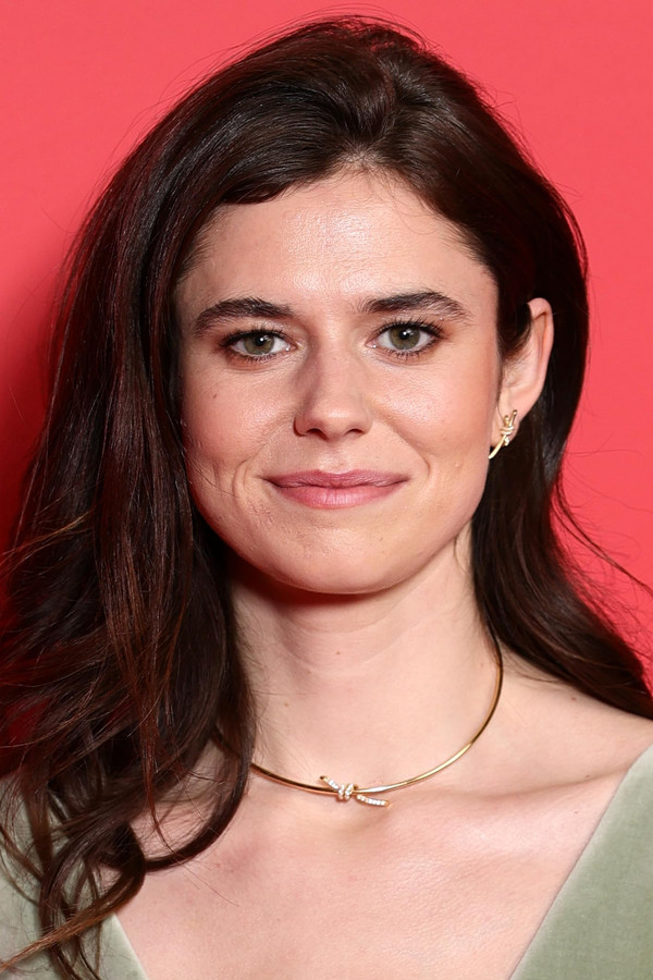 Alison Oliver's headshot