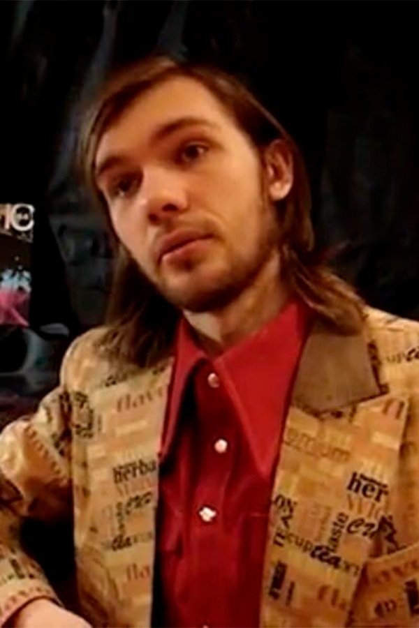 Leon Torgashev's headshot