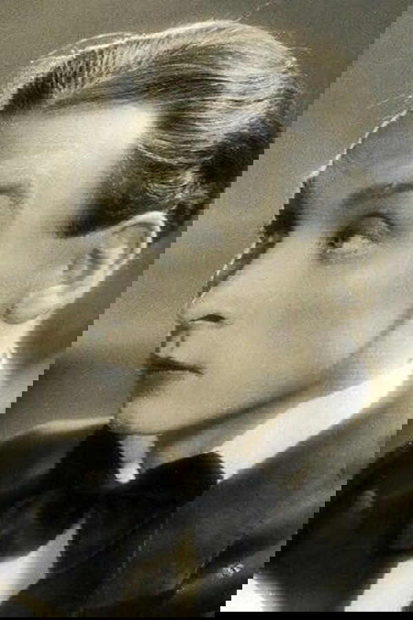 Jean Marconi's headshot