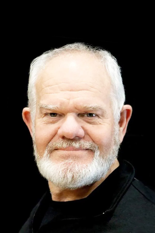 Mark Hadlow's headshot