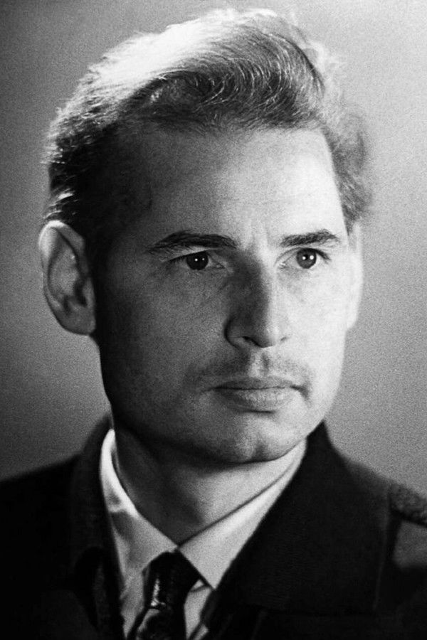 Anatoli Adoskin's headshot