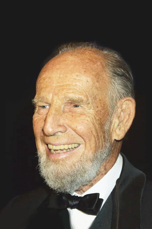 Hume Cronyn's headshot