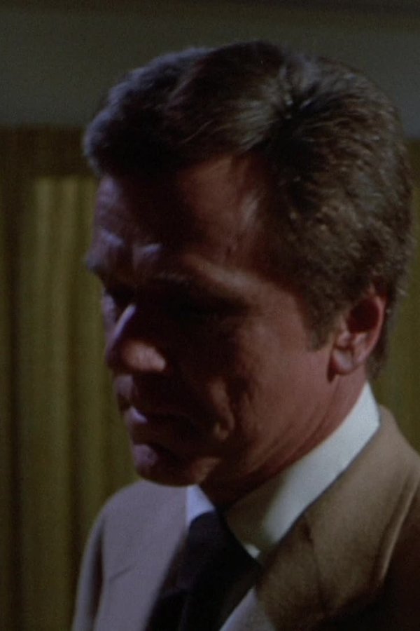 Colombo – S03E03 – Candidato per il crimine