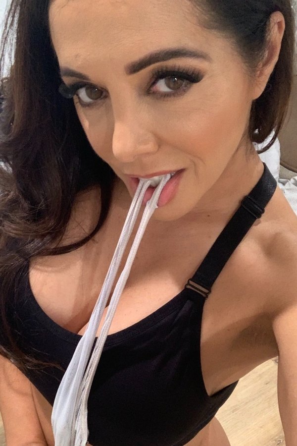 Francesca Le