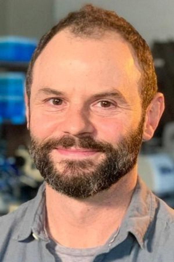 Erik Cordes's headshot
