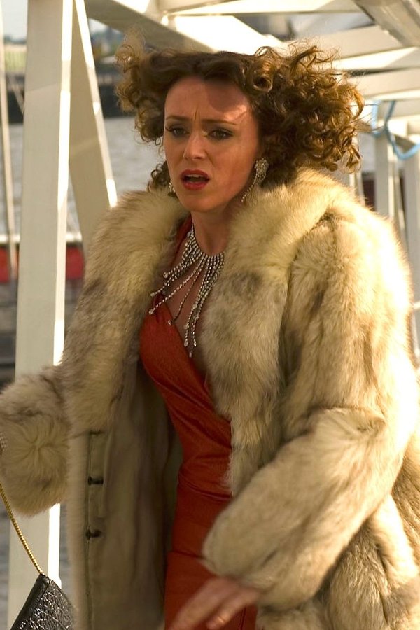 Ashes to Ashes – S01E01 – Episodio 1