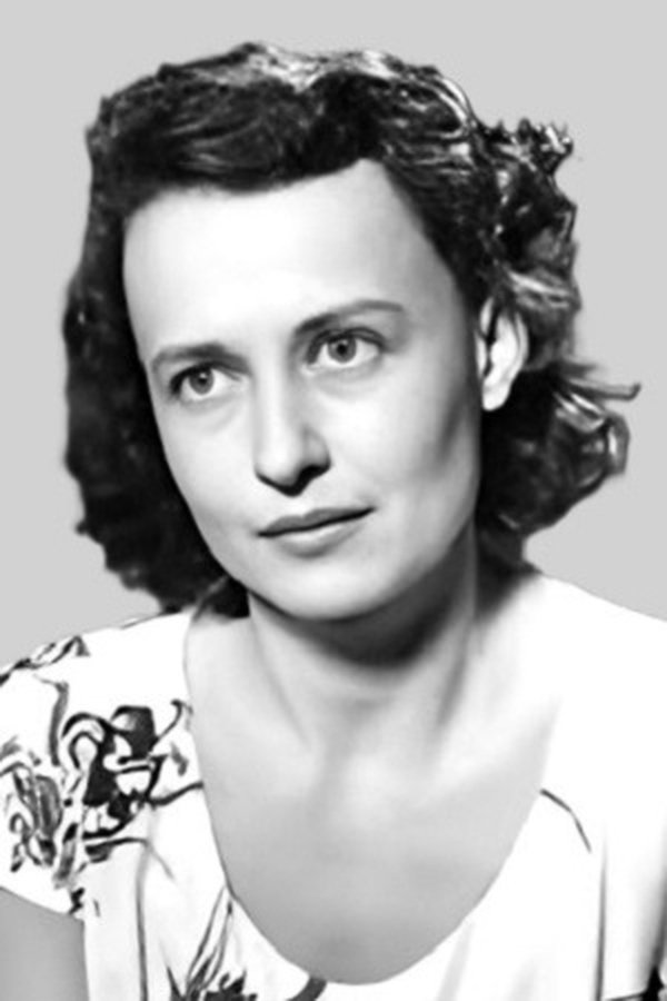 Anne Hegira's headshot