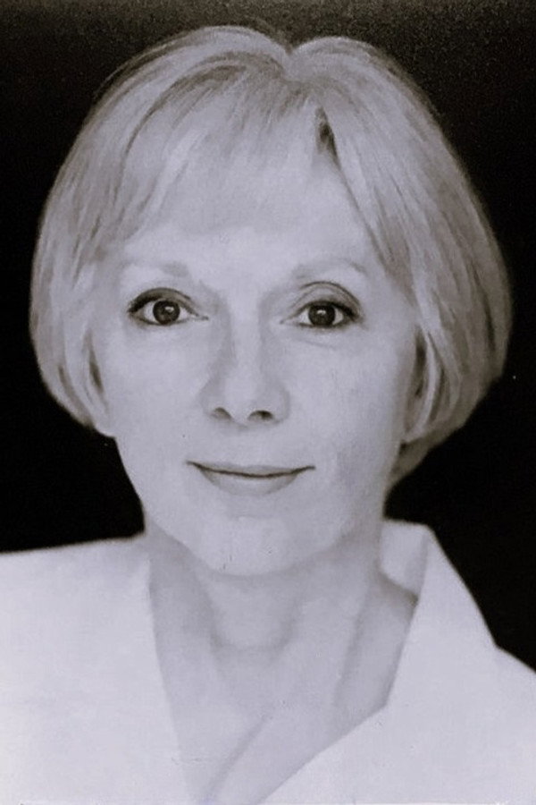 Anna Massey's headshot