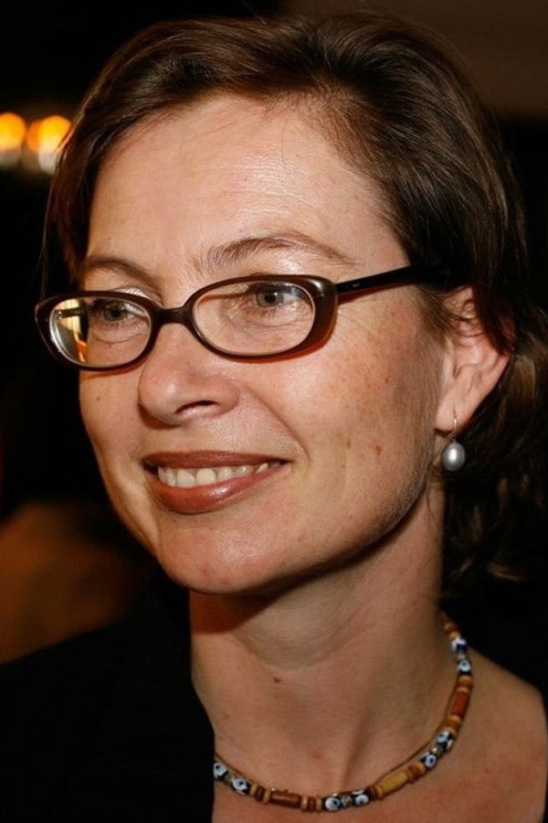 Yella Rottländer's headshot