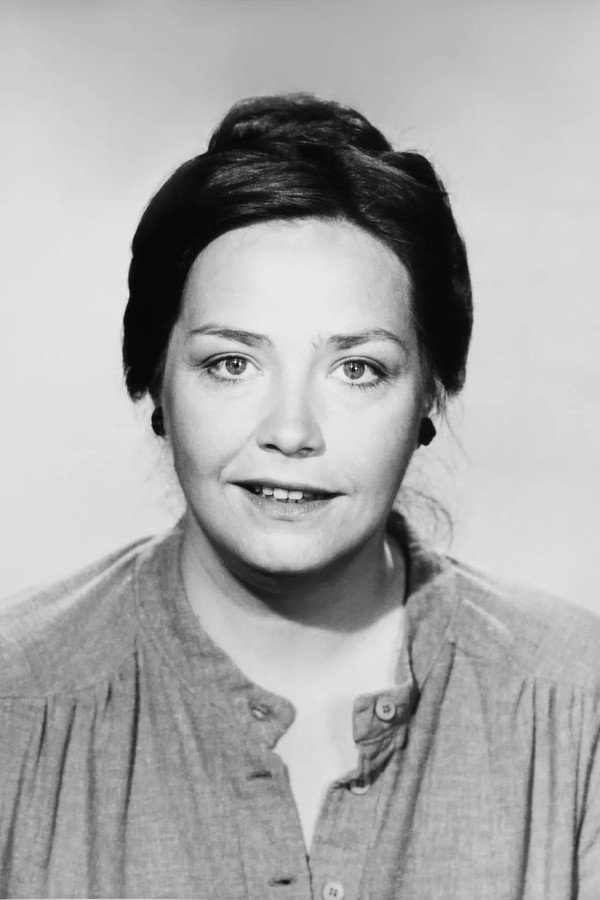 Conchata Ferrell's headshot