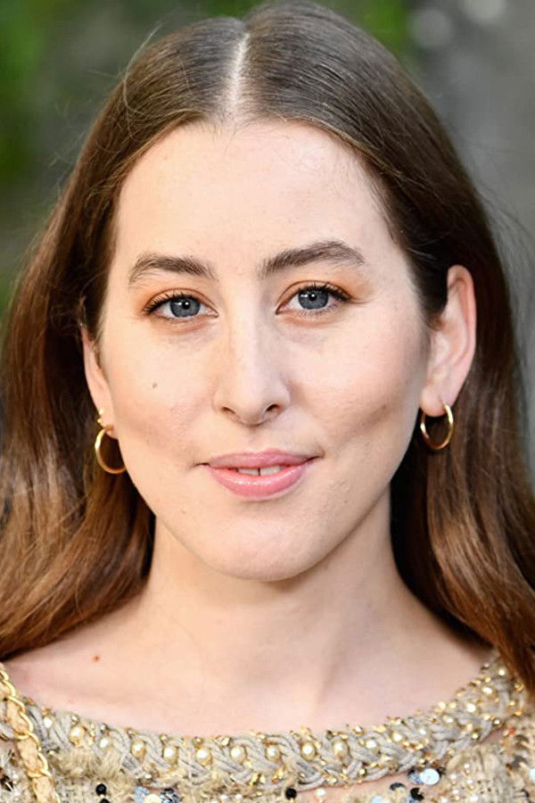 Alana Haim's headshot