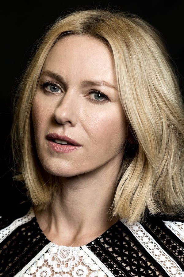 Naomi Watts's headshot