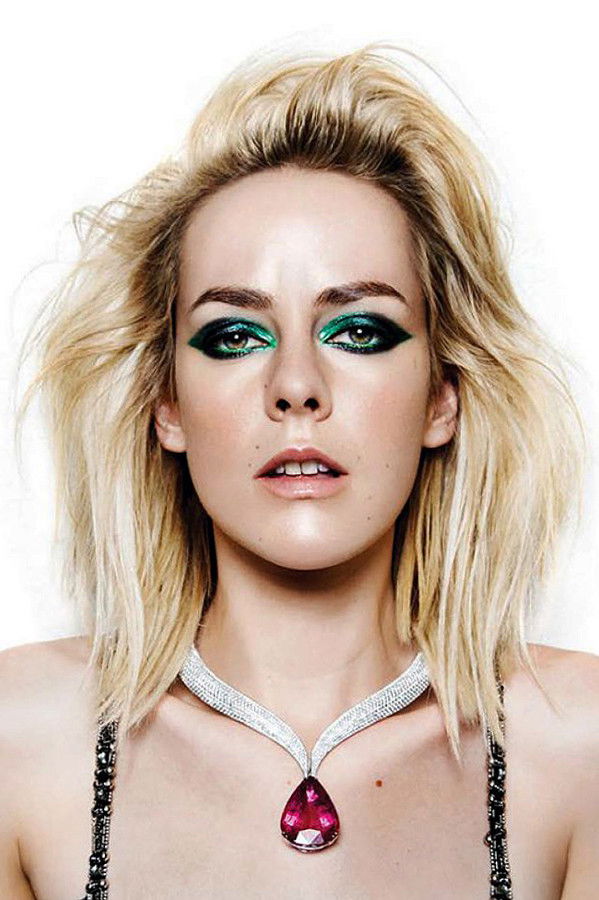 Jena Malone's headshot