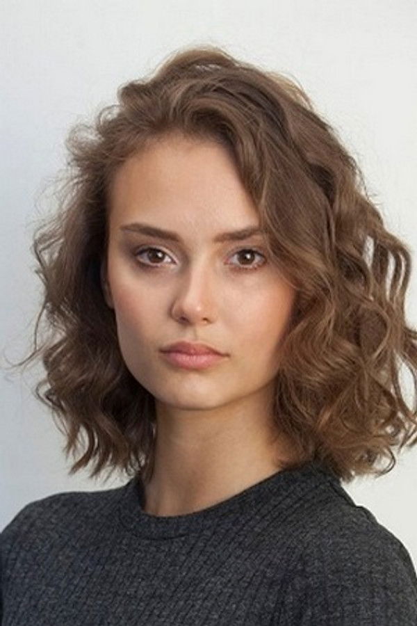 Alena Mitroshina's headshot