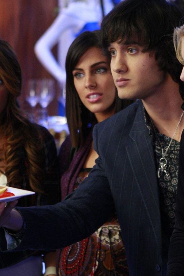 90210 – S01E20 – Una decisione difficile