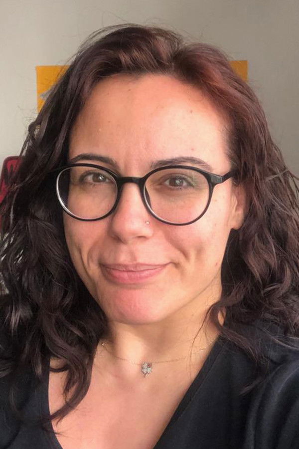 İdil Engindeniz's headshot