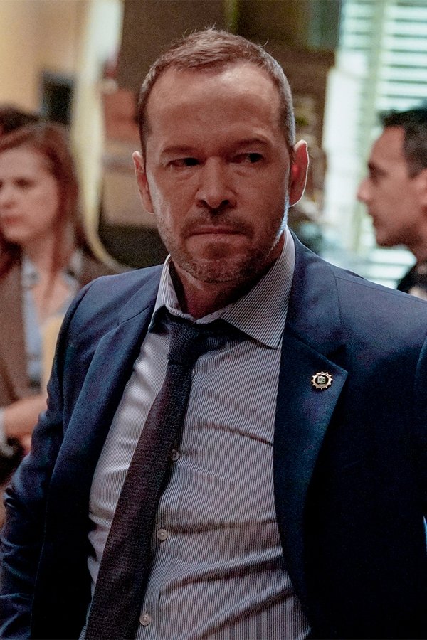 Blue Bloods – S09E01 – Voltare Pagina