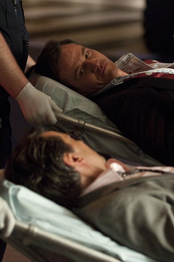 White Collar: Fascino criminale – S02E08 – Company Man