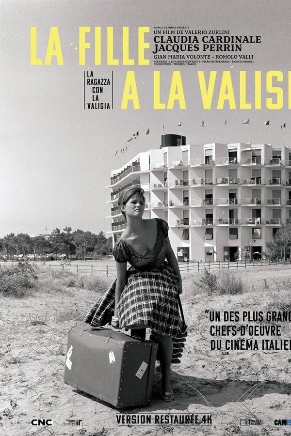 La fille à la valise