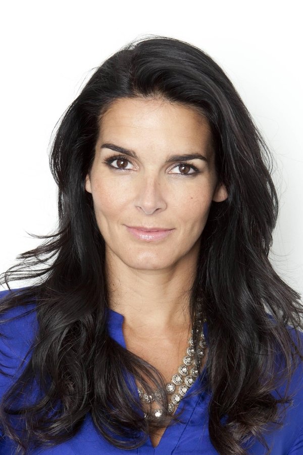 Angie Harmon