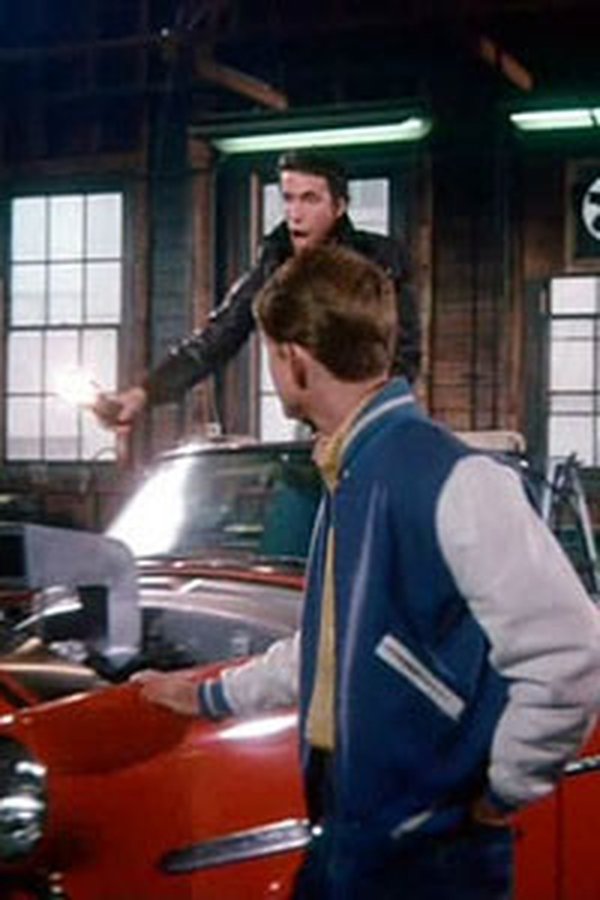 Happy Days – S02E02 – Una macchina sospetta
