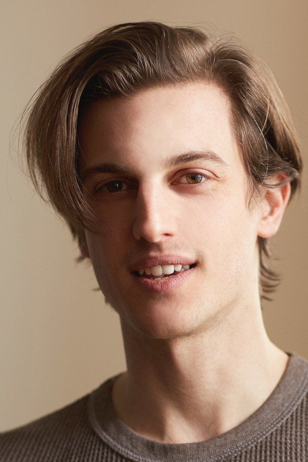 Peter Vack's headshot