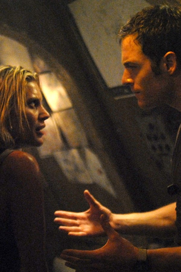 Battlestar Galactica (2004) – S04E05 – Guerra tra Cyloni