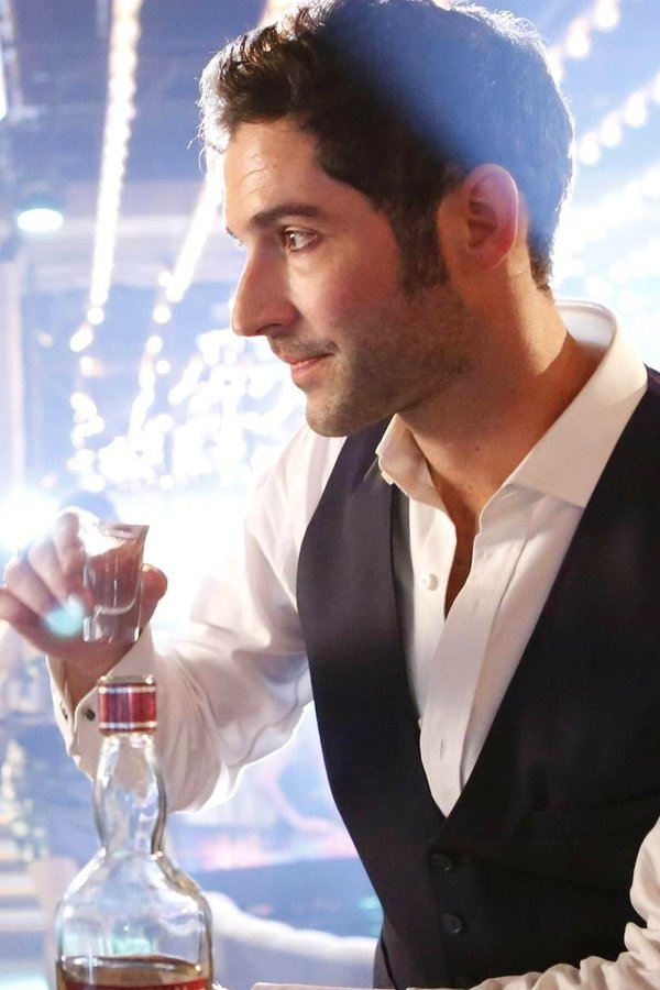 Lucifer – S02E06 – Mostro