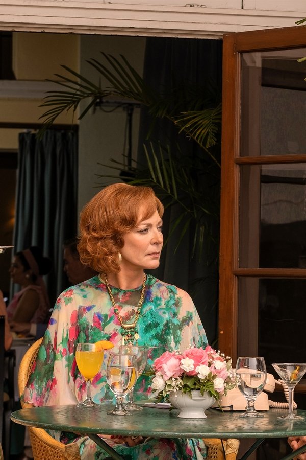Palm Royale – S01E08 – Maxine salva la balena