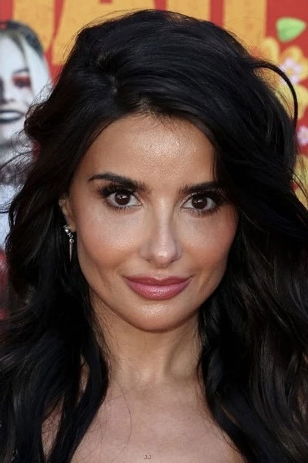 Mikaela Hoover's headshot