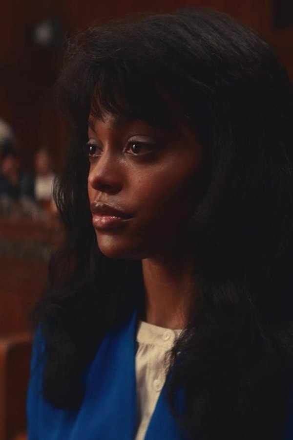 Mike – S01E05 – Desiree
