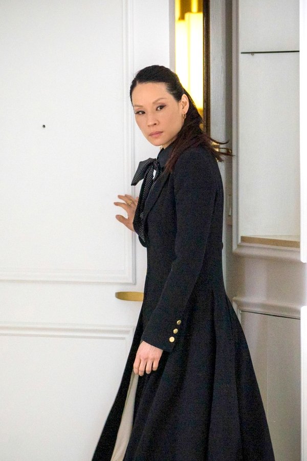 Elementary – S04E15 – Su in paradiso e giù all’inferno