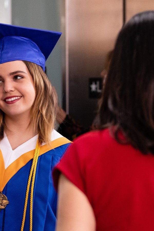 Good Witch – S05E10 – Il diploma