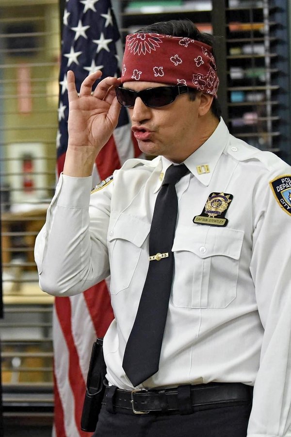 Brooklyn Nine-Nine – S04E09 – Lo sdanneggiamento