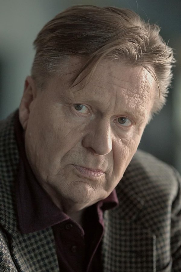 Kari Sorvali's headshot